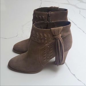 INC International Concepts Tan Suede Ankle Boots with Fringe Tassle, Size 9